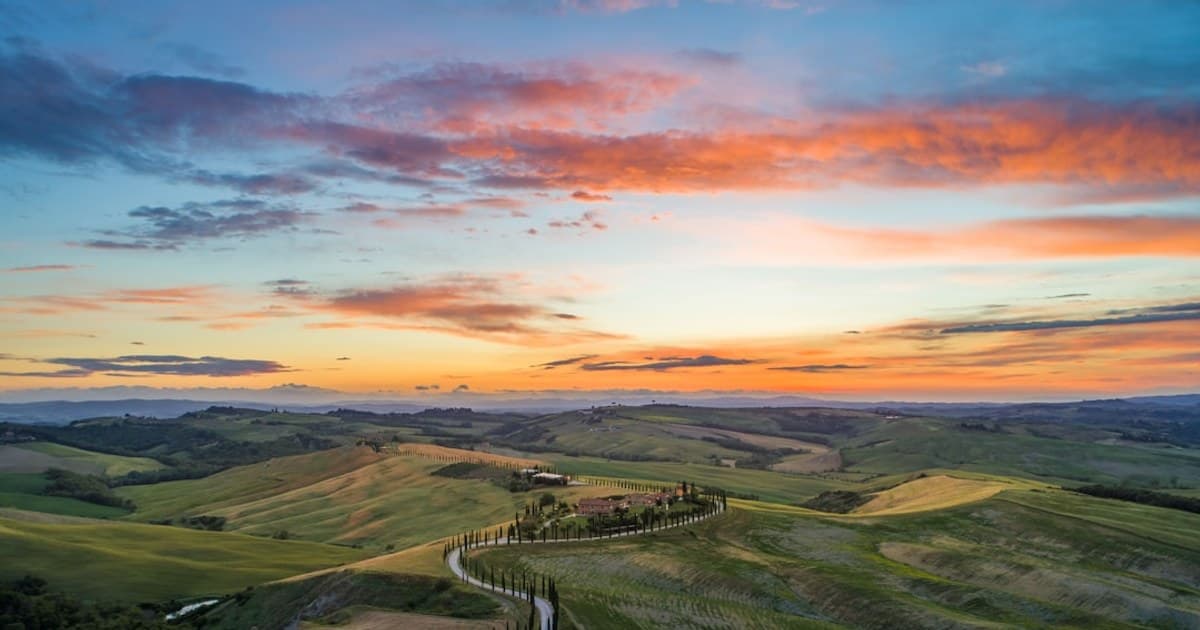 Cannabis Consumption Methods Compared: Smoking, Vaping, Edibles, and More